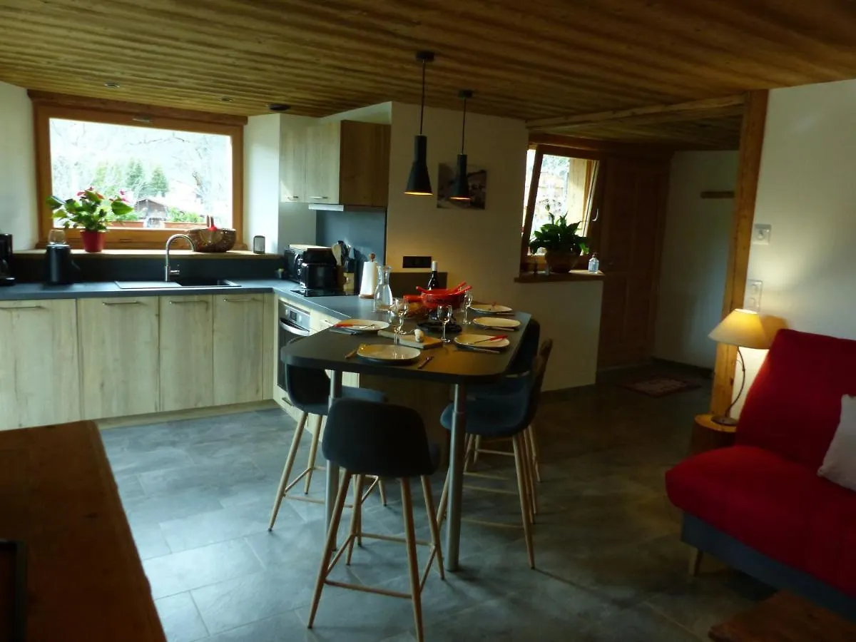 לה גראן-בורנו Charmant Appartement En Chalet Historique Avec Bain Norvegien, Proche Pistes Et Commodites - Fr-1-467-96 לה גראן-בורנו